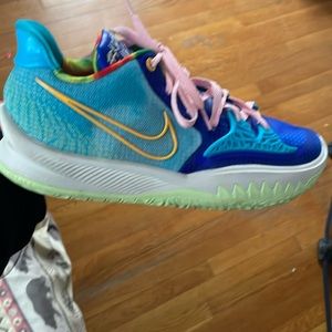 Kyrie lows dynasty
